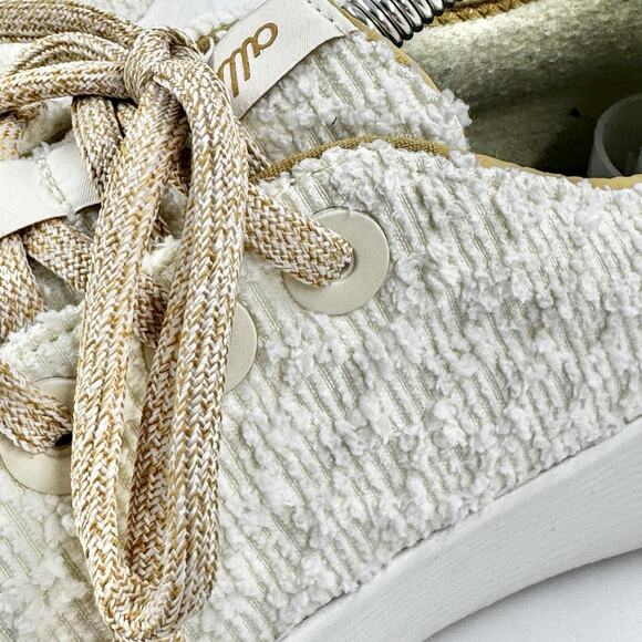 ALLBIRDS Runner GO COZY Womens 9.5 Stony Cream RARE Textured Sneaker EX COND - Picture 2 of 12